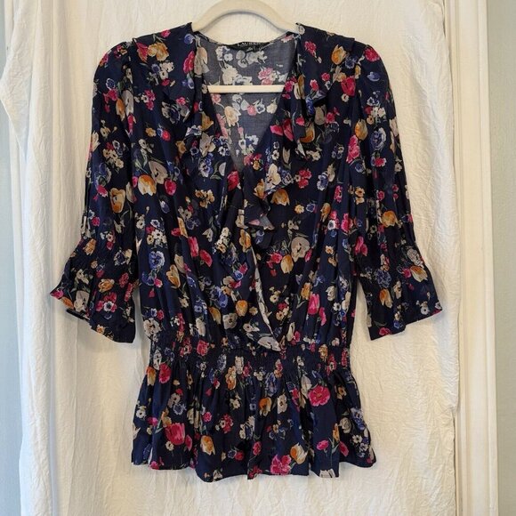 LAUREN Ralph Lauren Black Label Ruffle Trim Black Floral Top Size M - Picture 1 of 12